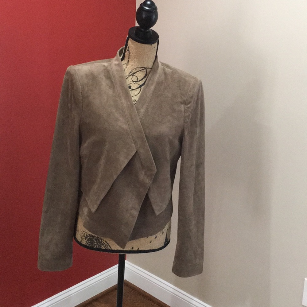 💋BCBGMAXAZRIA Luke Faux-Suede Cropped Jacket 💋